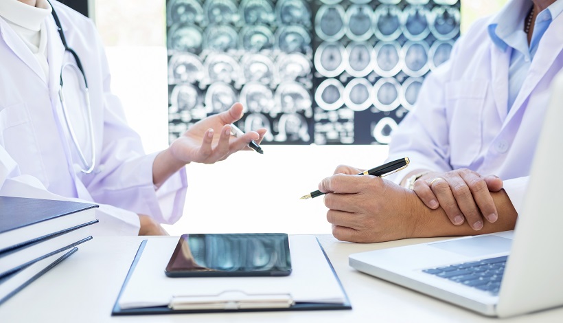 Dr Elizabeth Hovey from Nelune Comprehensive Cancer Centre is researching personalised cancer therapy for kids.